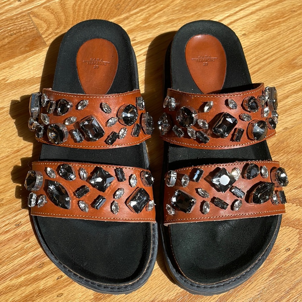 Zara gems slide